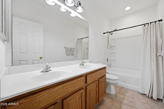 7027 W St Charles Avenue, Laveen, AZ 85339
