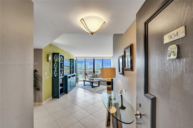 3600 Yacht Club Dr 904, Aventura, FL 33180