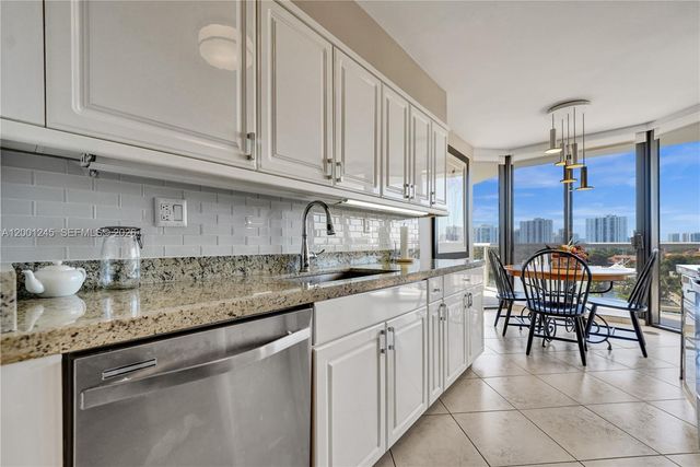 3600 Yacht Club Dr 904, Aventura, FL 33180