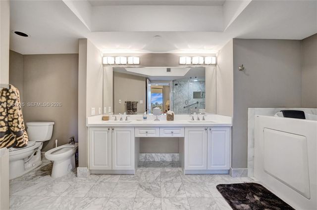 3600 Yacht Club Dr 904, Aventura, FL 33180