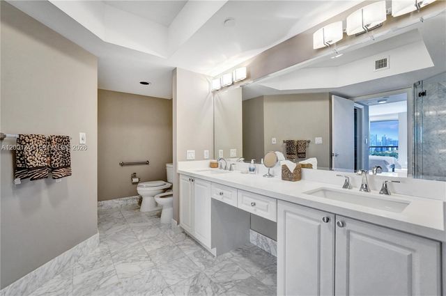 3600 Yacht Club Dr 904, Aventura, FL 33180