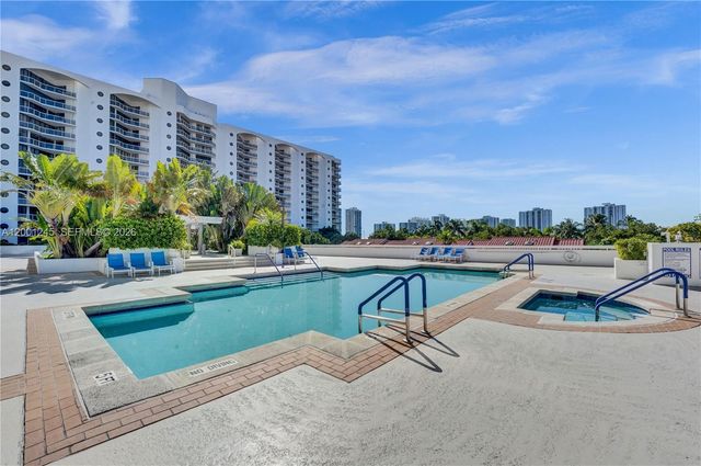 3600 Yacht Club Dr 904, Aventura, FL 33180