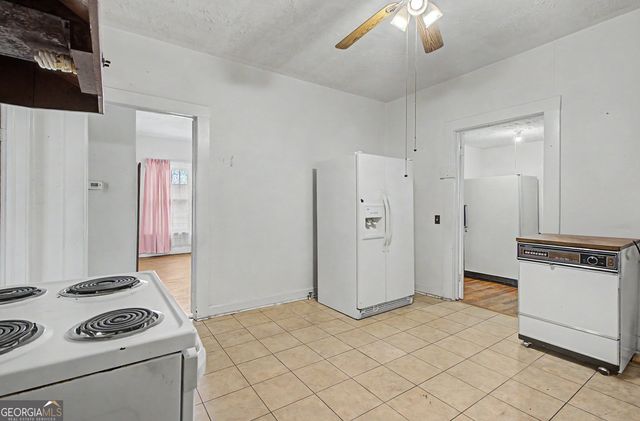 464 Sargent Main Street, Newnan, GA 30263