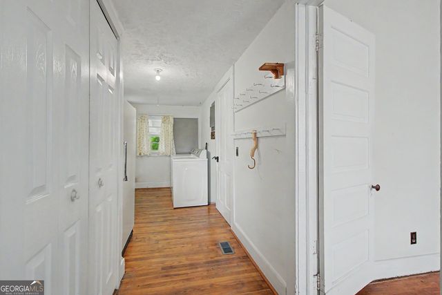 464 Sargent Main Street, Newnan, GA 30263
