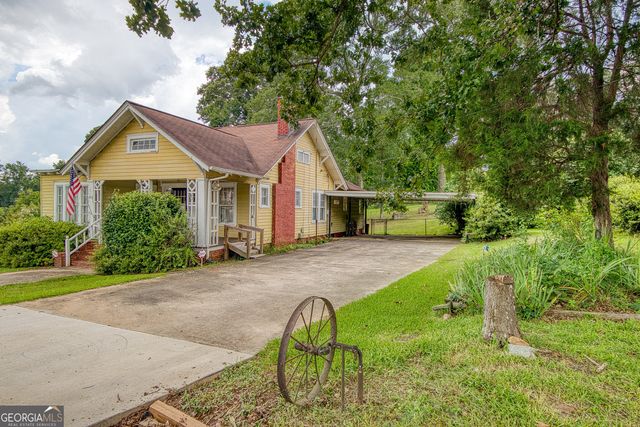 464 Sargent Main Street, Newnan, GA 30263