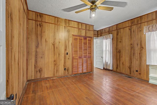 464 Sargent Main Street, Newnan, GA 30263