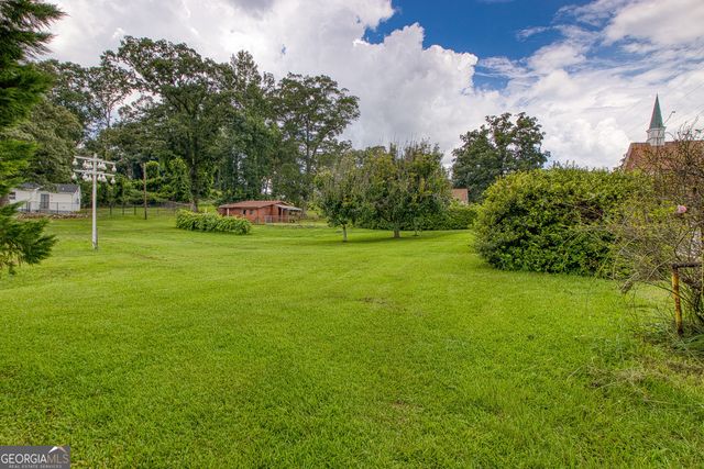 464 Sargent Main Street, Newnan, GA 30263