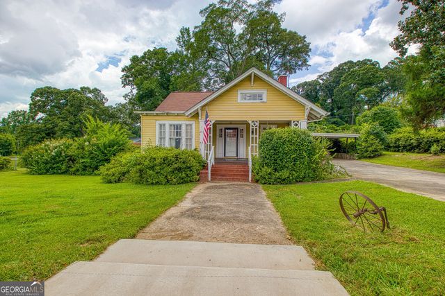 464 Sargent Main Street, Newnan, GA 30263