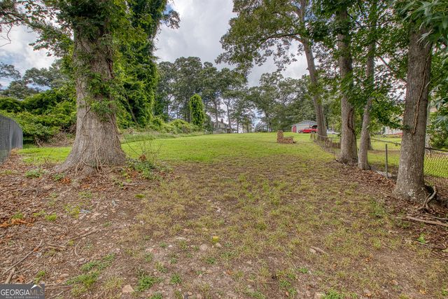464 Sargent Main Street, Newnan, GA 30263