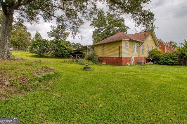 464 Sargent Main Street, Newnan, GA 30263