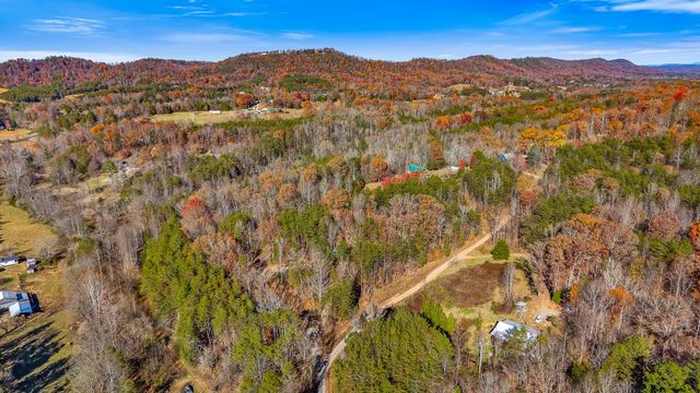 367 Cagle Road, Tellico Plains, TN 37385