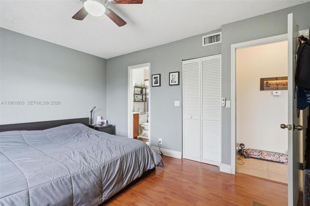 8630 SW 3rd St 203, Pembroke Pines, FL 33025