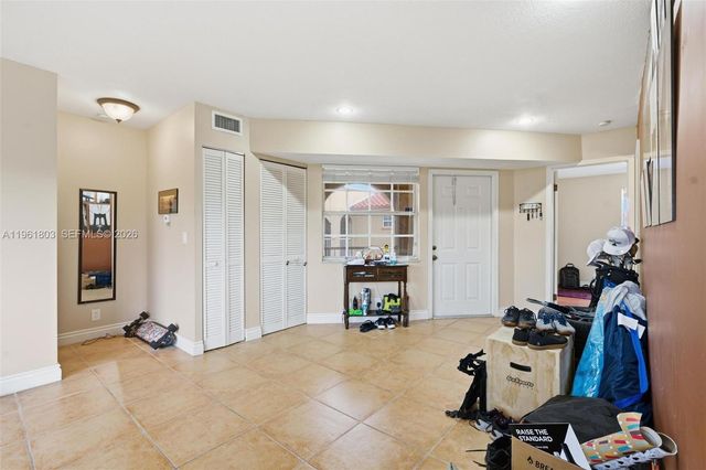 8630 SW 3rd St 203, Pembroke Pines, FL 33025
