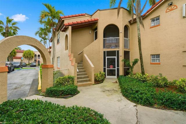 8630 SW 3rd St 203, Pembroke Pines, FL 33025
