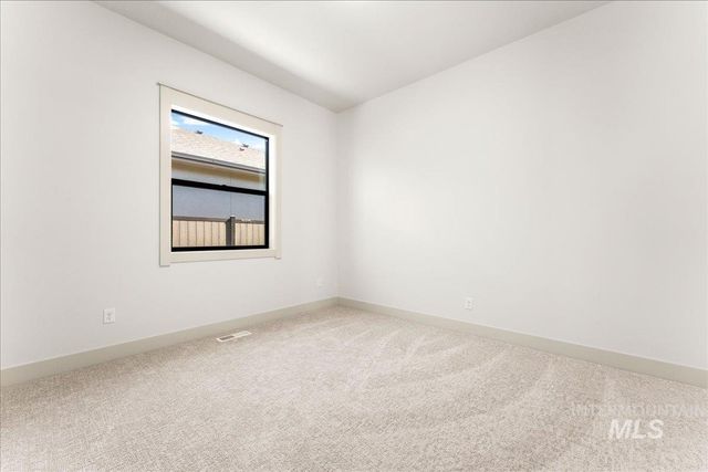 5077 W Braveheart St, Eagle, ID 83616