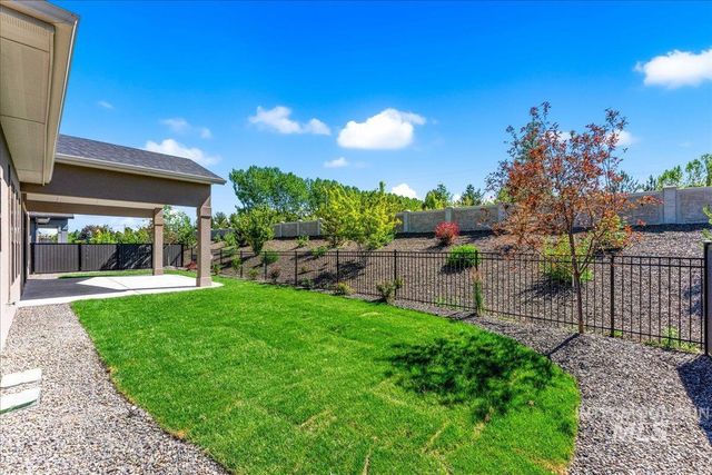 5077 W Braveheart St, Eagle, ID 83616