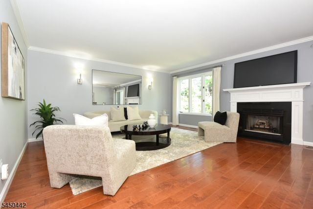 89 Fisher Rd, Mahwah Twp., NJ 07430