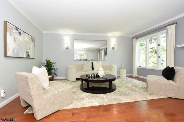 89 Fisher Rd, Mahwah Twp., NJ 07430