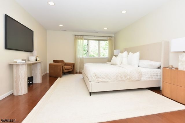 89 Fisher Rd, Mahwah Twp., NJ 07430