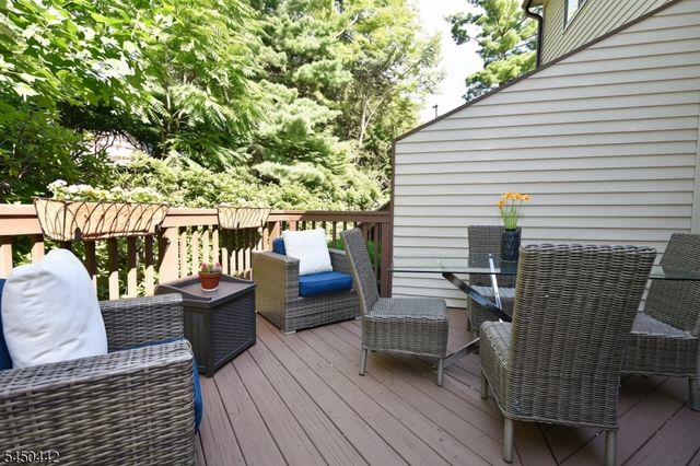 89 Fisher Rd, Mahwah Twp., NJ 07430