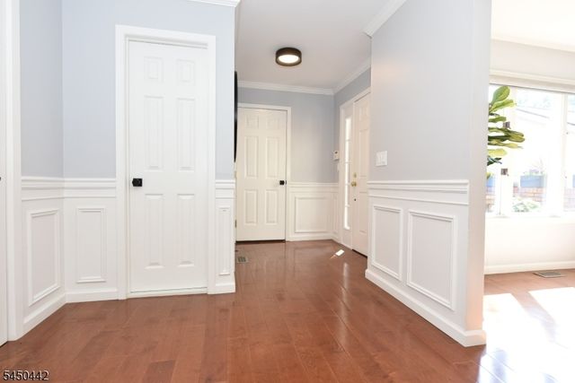 89 Fisher Rd, Mahwah Twp., NJ 07430