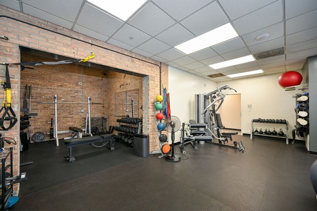 1800 W Roscoe Street 316, Chicago, IL 60657