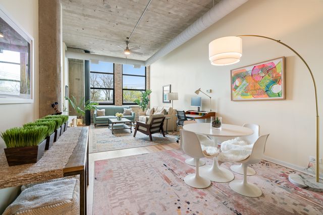 1800 W Roscoe Street 316, Chicago, IL 60657