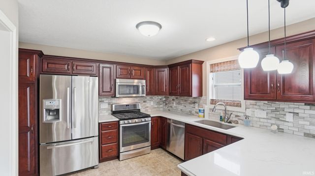 1119 Wescott Drive, Fort Wayne, IN 46818