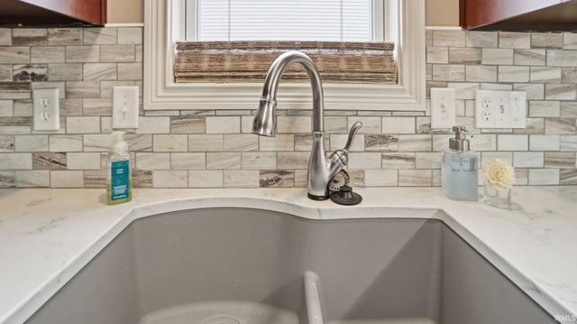 1119 Wescott Drive, Fort Wayne, IN 46818