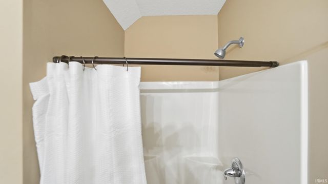 1119 Wescott Drive, Fort Wayne, IN 46818