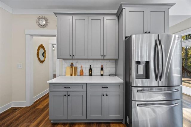 11 Bradley Road, Talking Rock, GA 30175