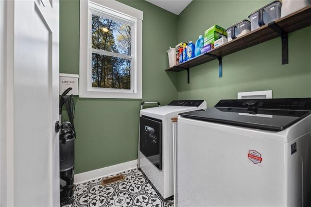 11 Bradley Road, Talking Rock, GA 30175