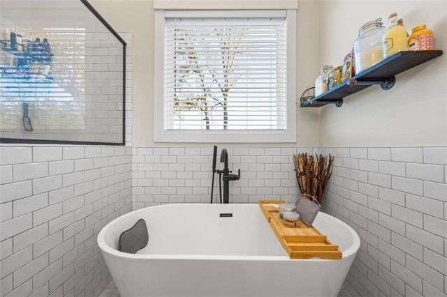 11 Bradley Road, Talking Rock, GA 30175