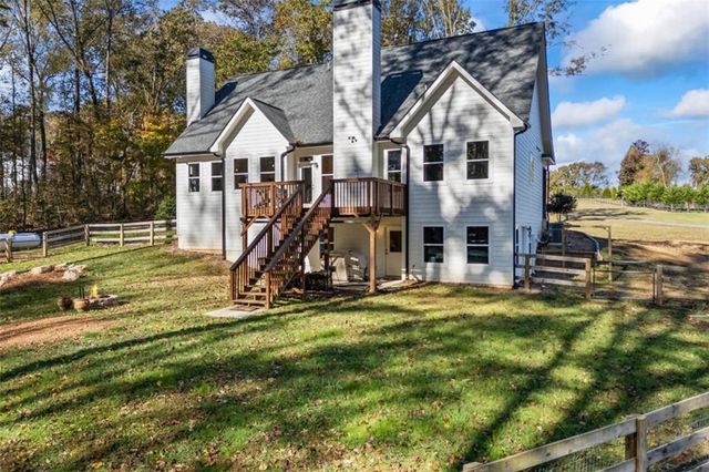 11 Bradley Road, Talking Rock, GA 30175