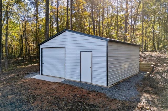 11 Bradley Road, Talking Rock, GA 30175