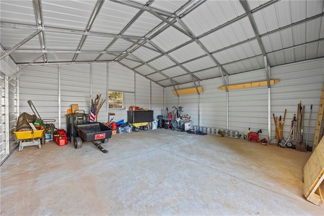 11 Bradley Road, Talking Rock, GA 30175