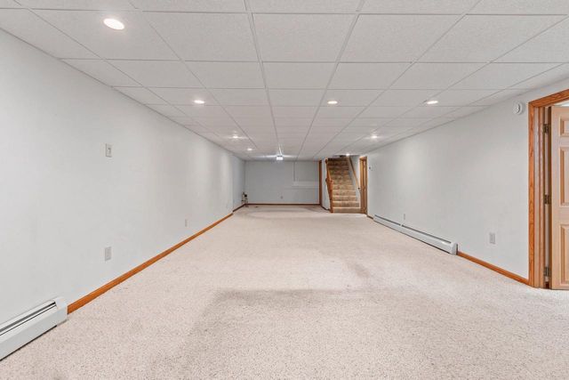 1203 VALLEY VIEW ROAD, Green Bay, WI 54304
