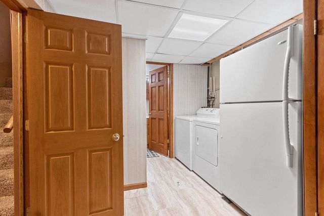 1203 VALLEY VIEW ROAD, Green Bay, WI 54304