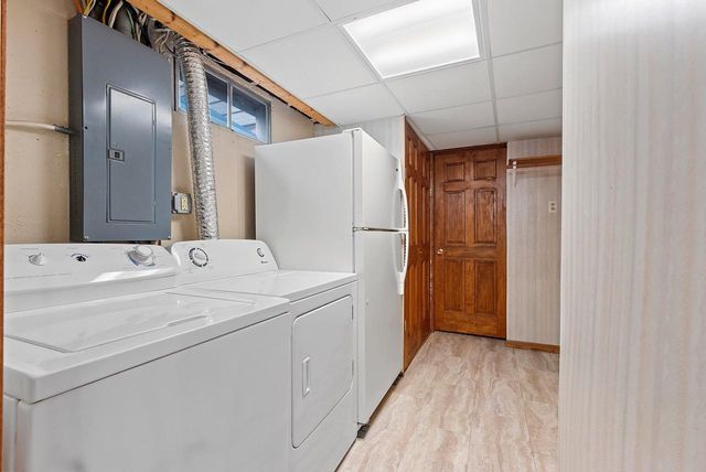 1203 VALLEY VIEW ROAD, Green Bay, WI 54304