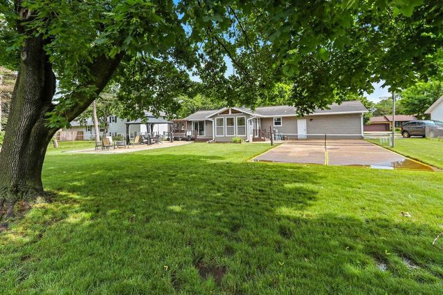 1203 VALLEY VIEW ROAD, Green Bay, WI 54304