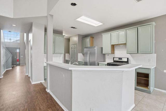 4008 Double Oak Drive, Bedford, TX 76021