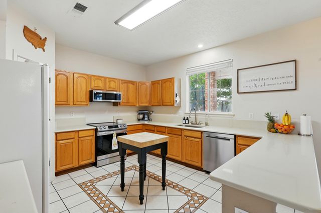 1401 CERRO CRESTADO Drive NW, Los Lunas, NM 87031