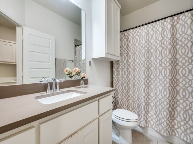 7832 Verona Place, Dallas, TX 75231