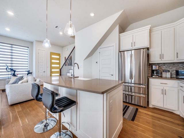 7832 Verona Place, Dallas, TX 75231