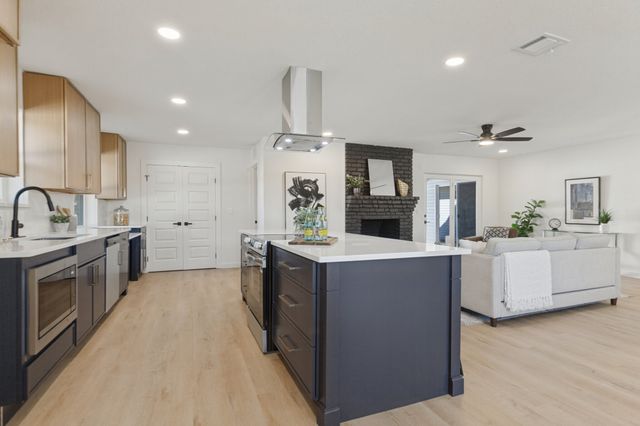 430 Worcester Way, Richardson, TX 75080