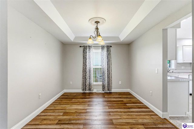 20 Oxmoor Drive, Elizabethtown, KY 42701