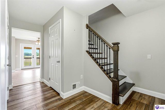 20 Oxmoor Drive, Elizabethtown, KY 42701
