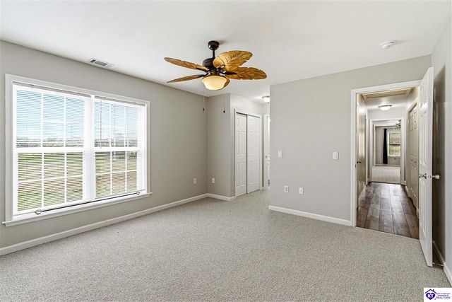 20 Oxmoor Drive, Elizabethtown, KY 42701
