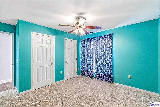 20 Oxmoor Drive, Elizabethtown, KY 42701