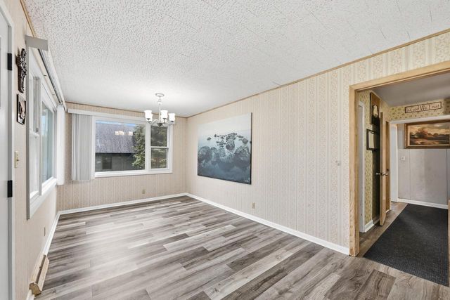 5725 E Peninsula DRIVE, Waterford, WI 53185
